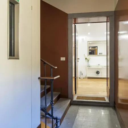 Easylife - Elegante Dimora A Due Minuti Dal Duomo شقة *