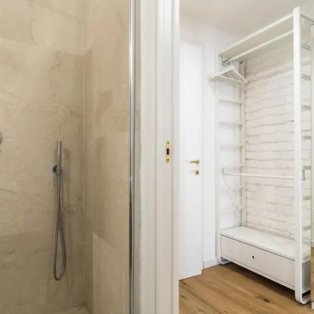 Easylife - Elegante Dimora A Due Minuti Dal Duomo شقة *