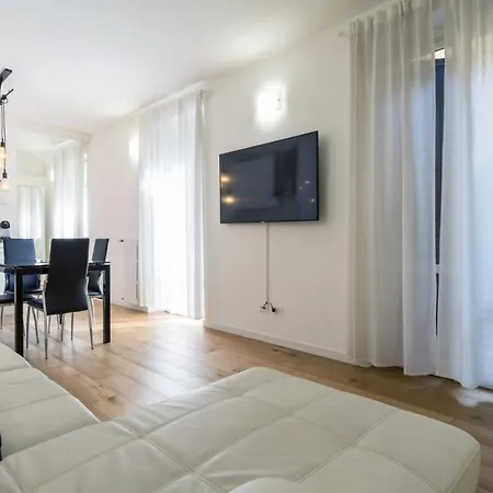 Lejlighed Easylife - Elegante Dimora A Due Minuti Dal Duomo