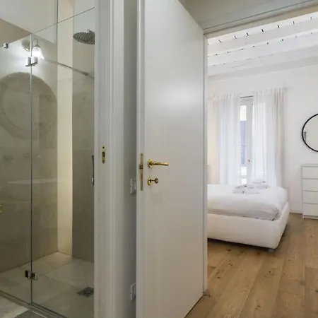 Lejlighed Easylife - Elegante Dimora A Due Minuti Dal Duomo *